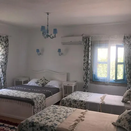Couette-café çakir Bey 4*