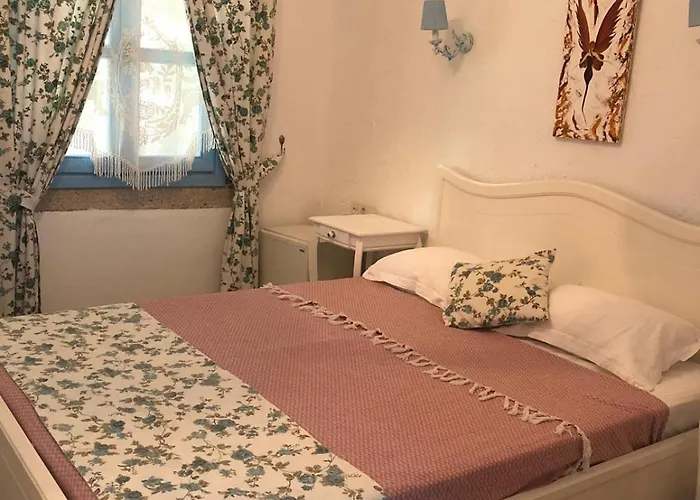çakir Bey Oda ve Kahvaltı Alaçatı