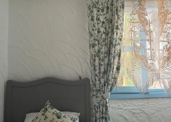 Oda ve Kahvaltı çakir Bey 4*